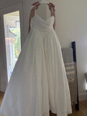 Never Worn Wedding Dress, Azazie Celestia, Size 4, Diamond White